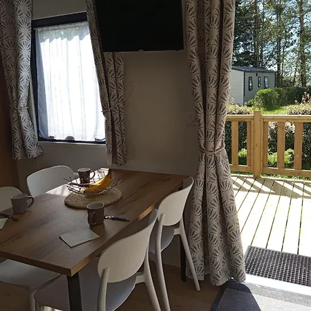 Chalet Mobile In Bay Of Canche *